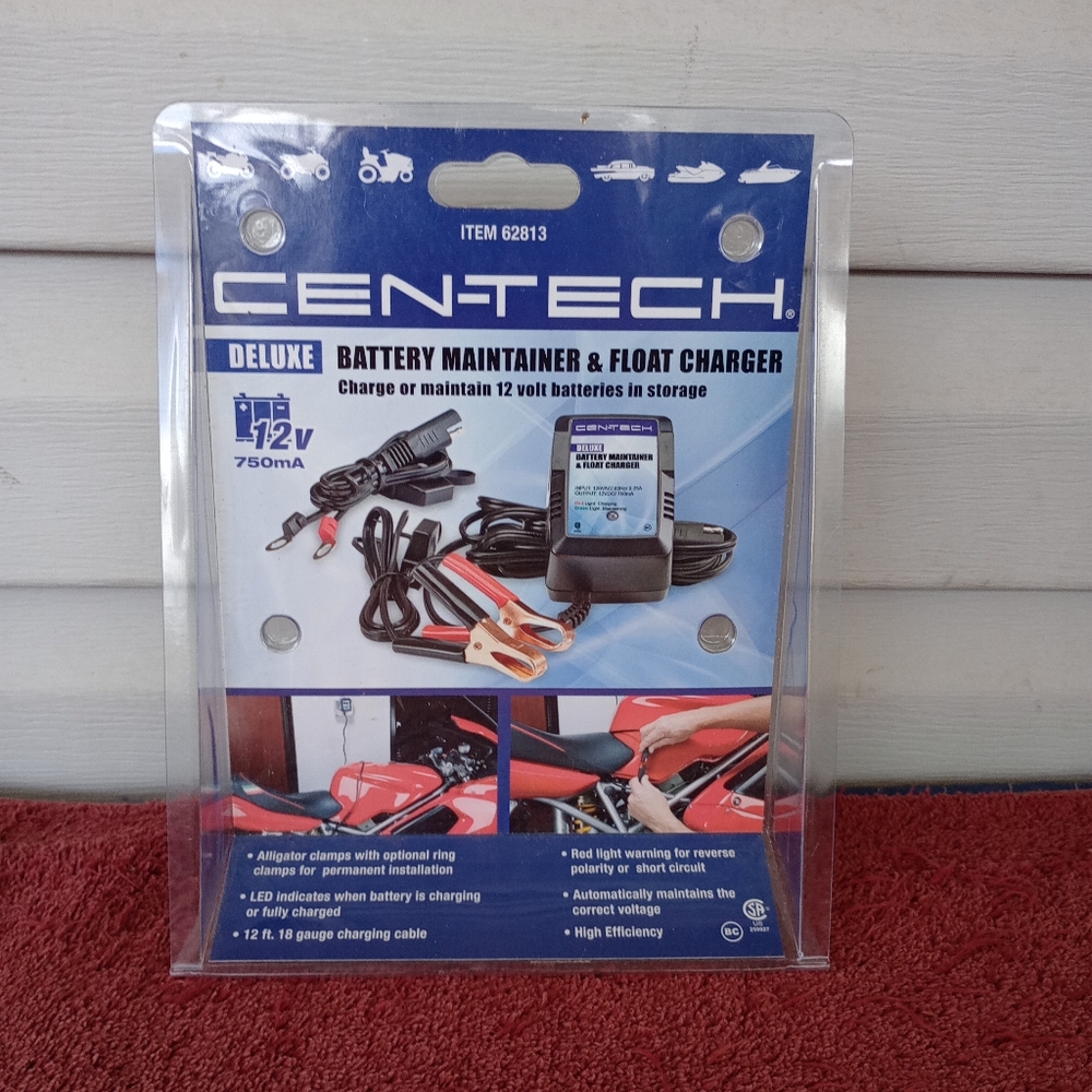 CEN - TECH Battery Maintainer Deluxe and Float Charger Cen-Tech 12v 750mA